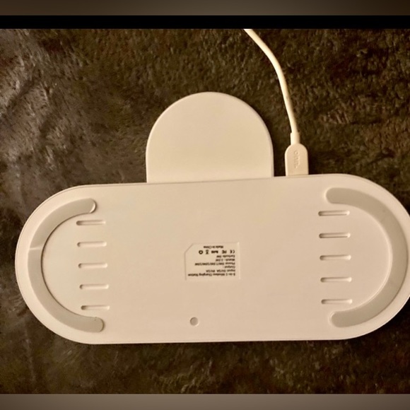 3 in1 Charging Dock NEW - Picture 7 of 7